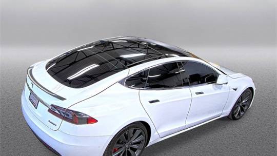 2017 Tesla Model S 5YJSA1E44HF180233