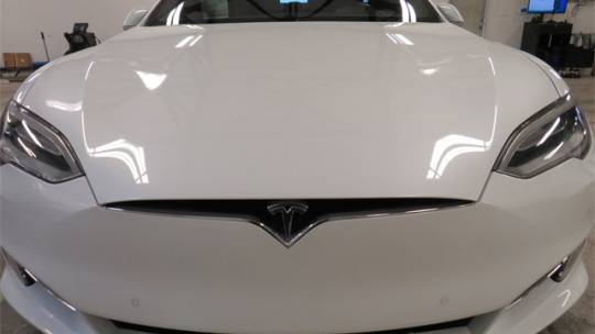 2017 Tesla Model S 5YJSA1E44HF180233
