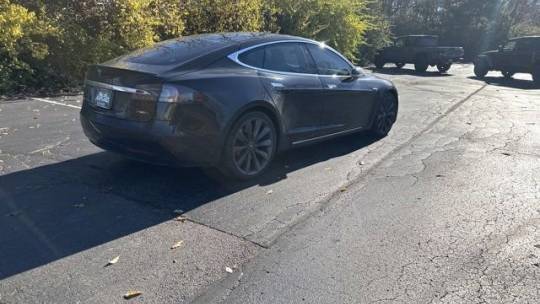 2016 Tesla Model S 5YJSA1E46GF168180