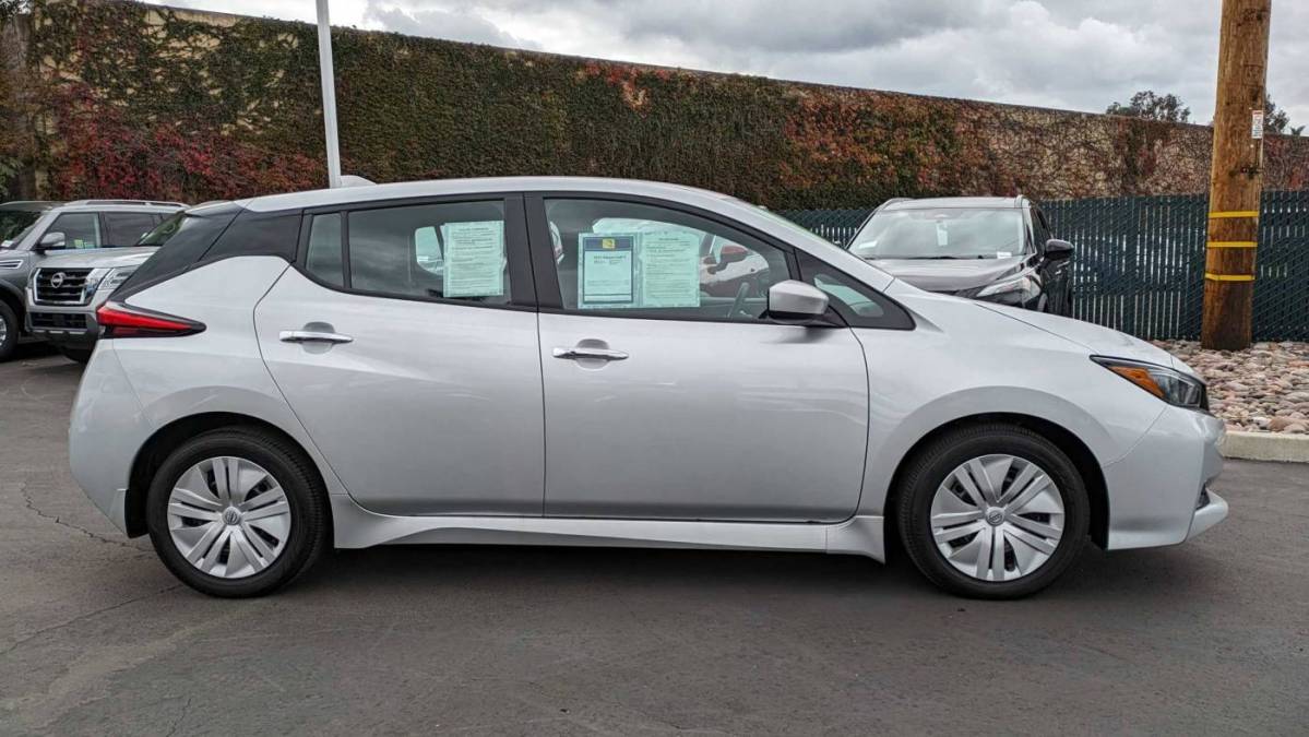 2023 Nissan LEAF 1N4AZ1BV9PC558887