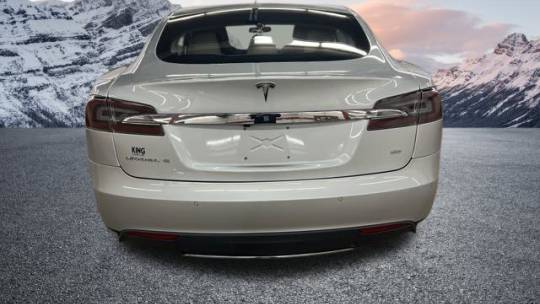2014 Tesla Model S 5YJSA1H1XEFP63337