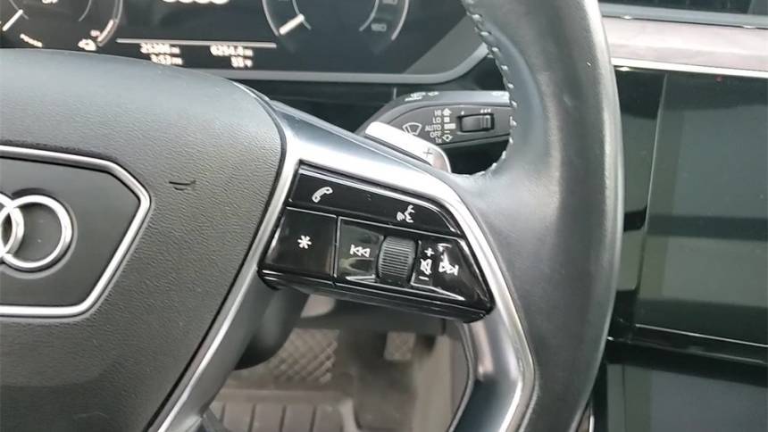 2019 Audi e-tron WA1LAAGE7KB023293