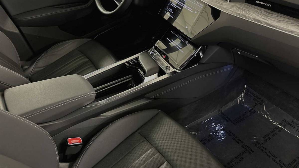 2021 Audi e-tron WA1LABGE2MB011612