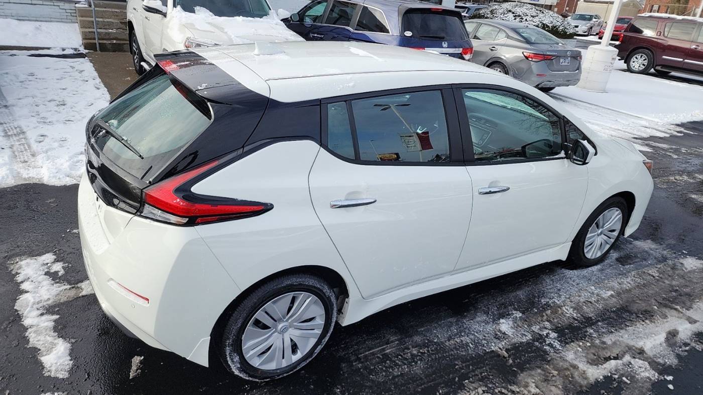 2023 Nissan LEAF 1N4AZ1BV2PC557824