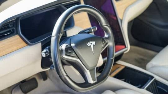 2018 Tesla Model S 5YJSA1E24JF274794