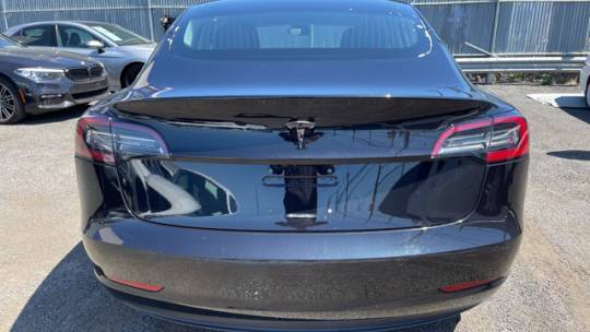 2018 Tesla Model 3 5YJ3E1EB5JF095558