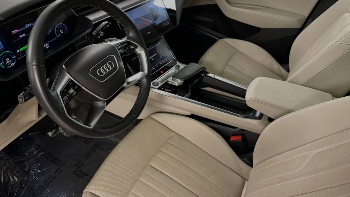 2021 Audi e-tron WA1LAAGE0MB000618