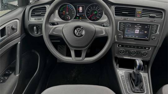 2016 Volkswagen e-Golf WVWKP7AU9GW915502