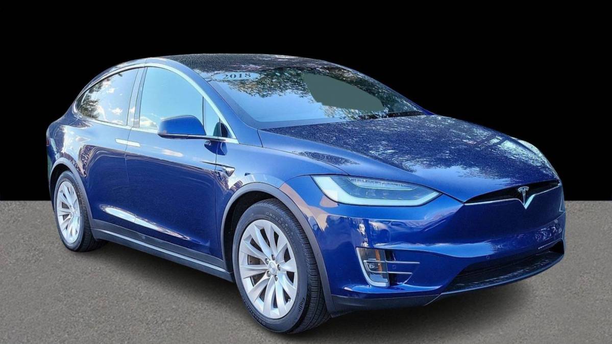 2018 Tesla Model X 5YJXCAE21JF127736