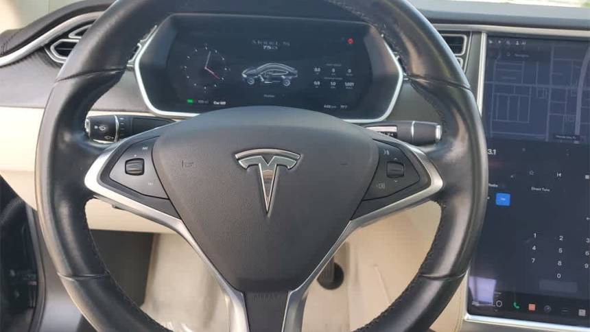 2018 Tesla Model S 5YJSA1E22JF243687