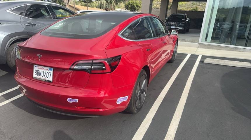 2018 Tesla Model 3 5YJ3E1EA6JF058445