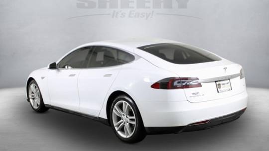 2015 Tesla Model S 5YJSA1S11FF098418