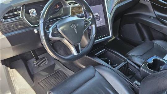 2016 Tesla Model X 5YJXCBE20GF025617