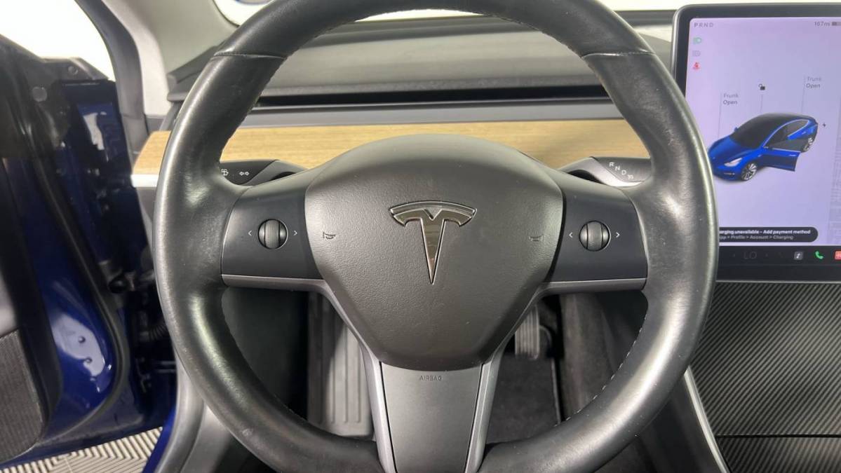 2018 Tesla Model 3 5YJ3E1EA7JF004667
