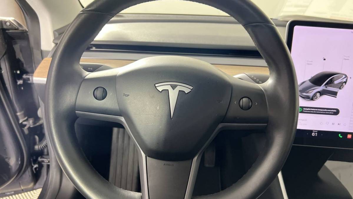 2018 Tesla Model 3 5YJ3E1EA8JF163004