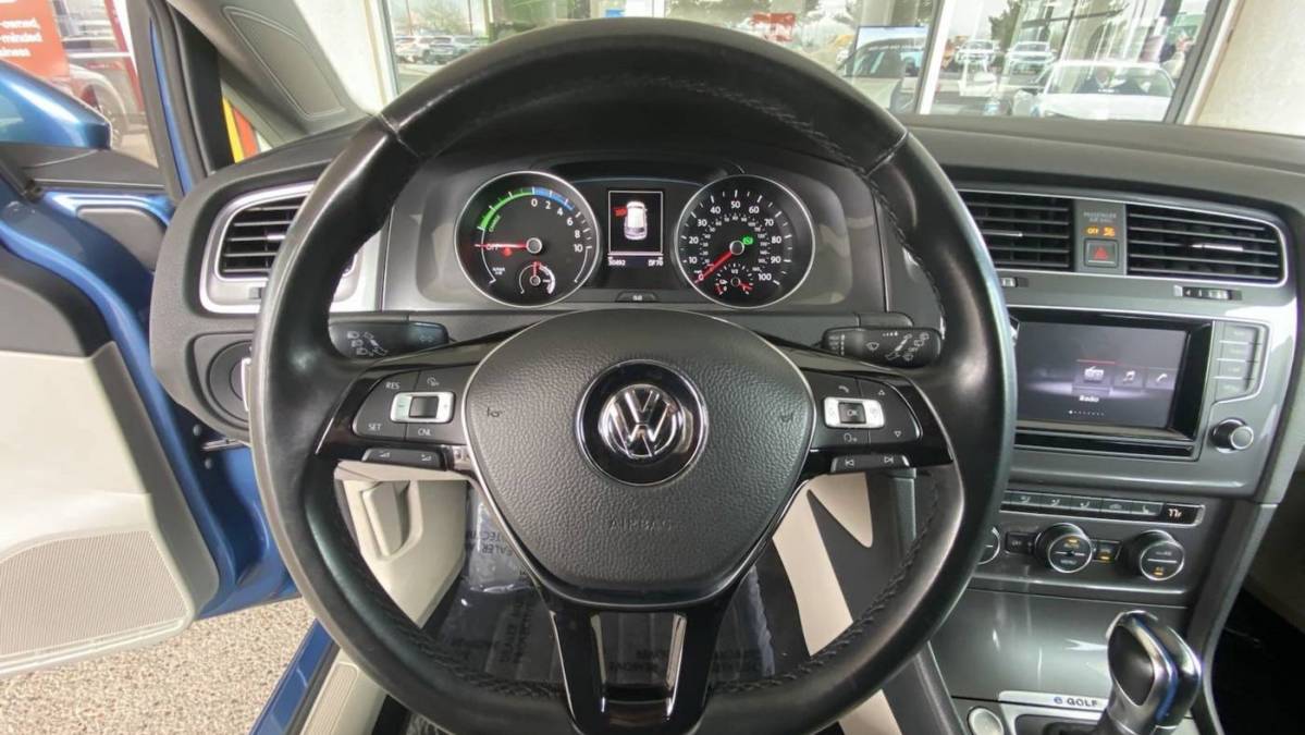 2015 Volkswagen e-Golf WVWPP7AU6FW909404