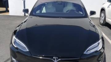2017 Tesla Model S 5YJSA1E13HF215818