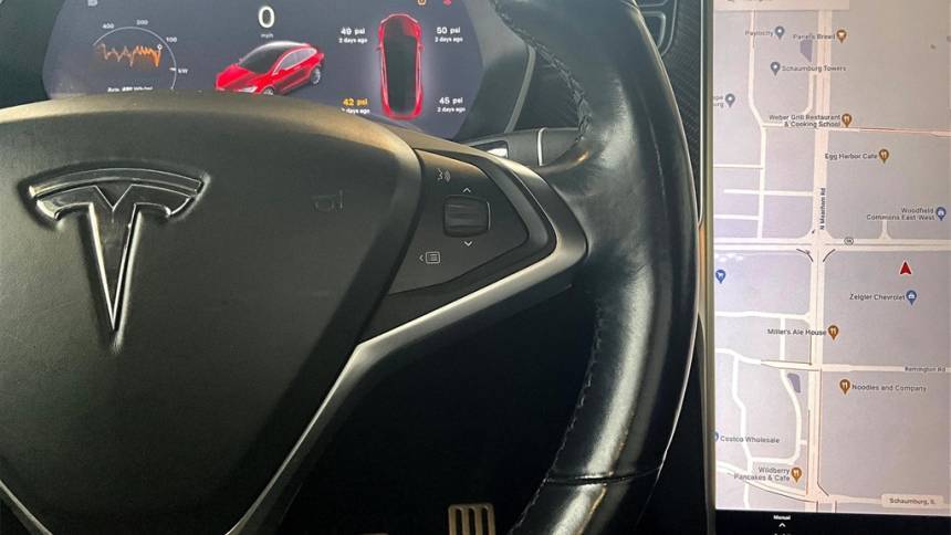 2017 Tesla Model X 5YJXCBE4XHF051435
