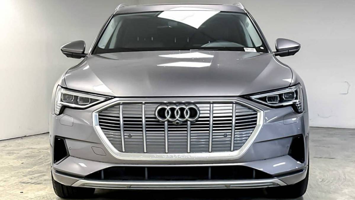 2021 Audi e-tron WA1LAAGE0MB011456