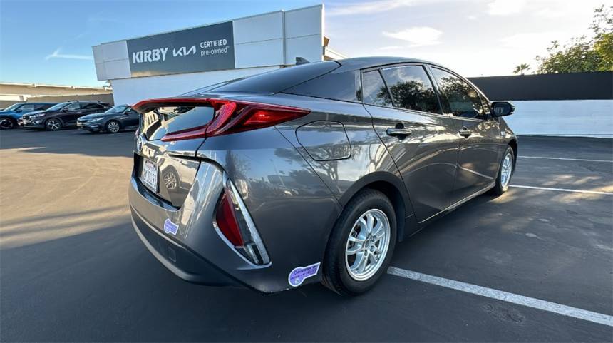 2019 Toyota Prius Prime JTDKARFP1K3109261