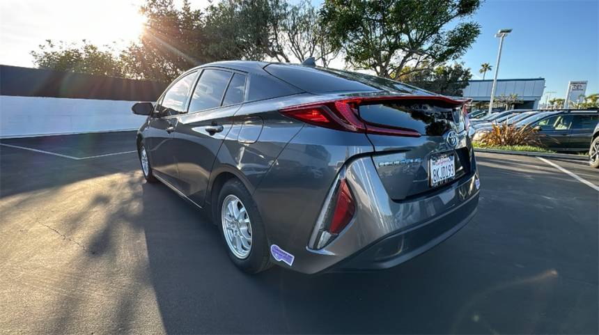 2019 Toyota Prius Prime JTDKARFP1K3109261