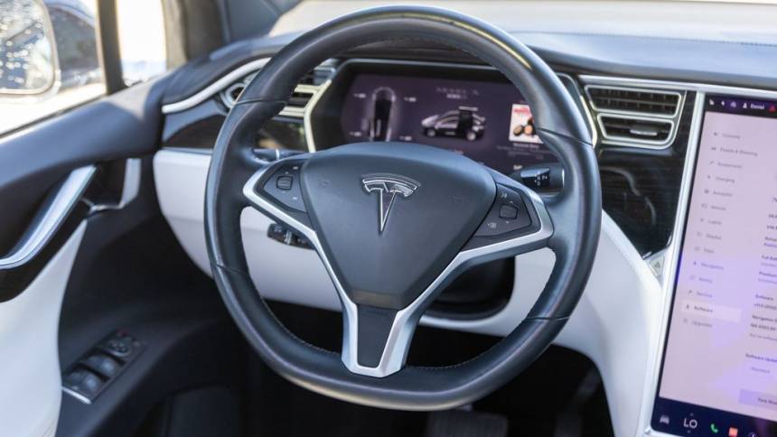 2017 Tesla Model X 5YJXCDE26HF059316