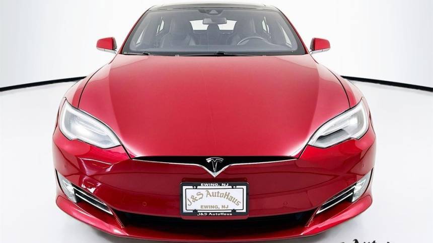2016 Tesla Model S 5YJSA1E20GF134489