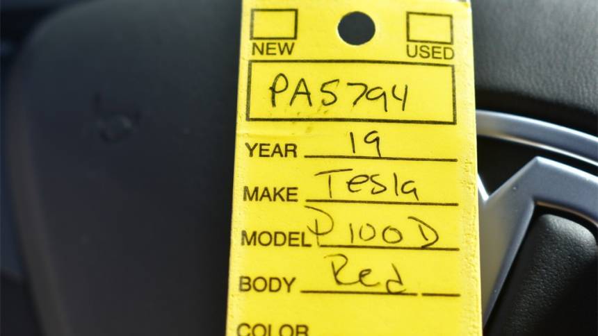 2019 Tesla Model S 5YJSA1E46KF331290