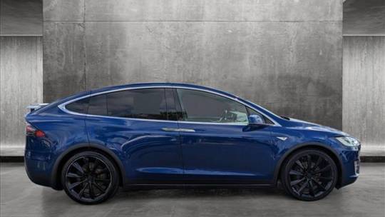 2016 Tesla Model X 5YJXCBE24GF002423
