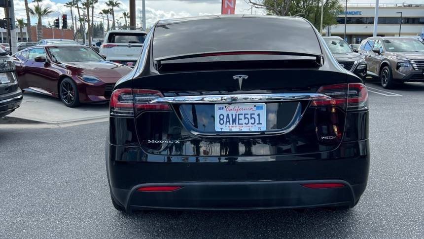 2017 Tesla Model X 5YJXCDE28HF053758