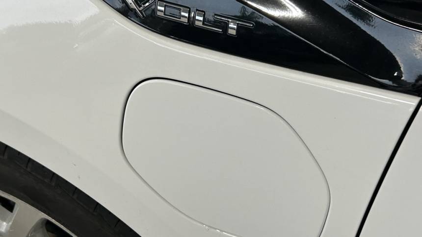 2017 Chevrolet VOLT 1G1RB6S52HU203143