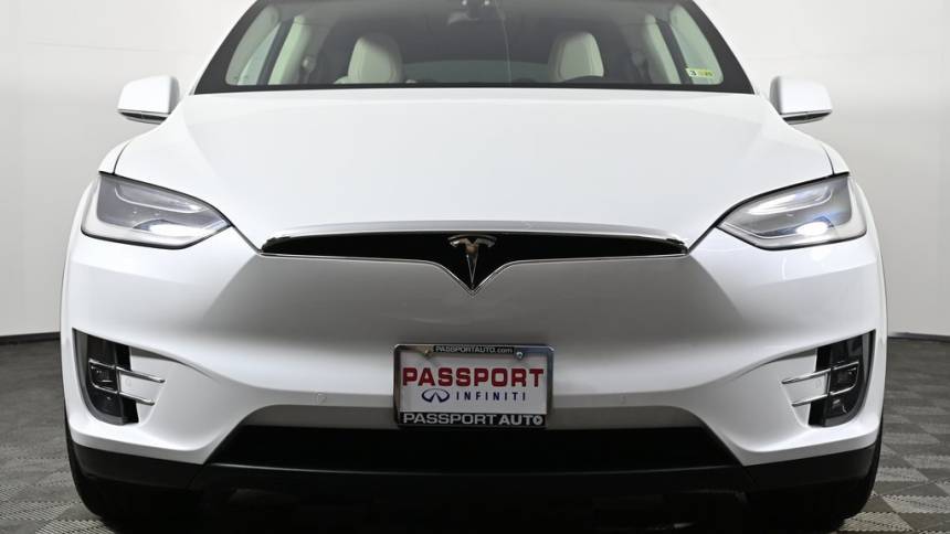 2019 Tesla Model X 5YJXCAE4XKF183127