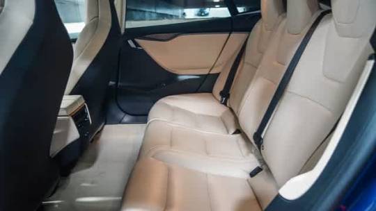 2018 Tesla Model S 5YJSA1E25JF278479