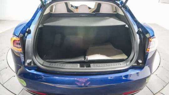 2018 Tesla Model S 5YJSA1E25JF278479