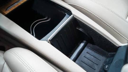 2018 Tesla Model S 5YJSA1E25JF278479