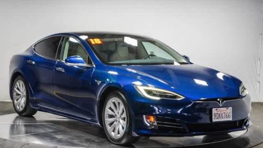 2018 Tesla Model S 5YJSA1E25JF278479