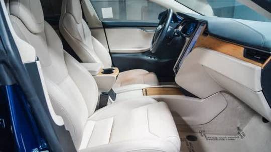 2018 Tesla Model S 5YJSA1E25JF278479