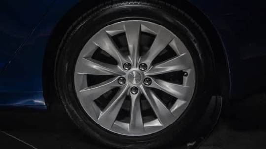 2018 Tesla Model S 5YJSA1E25JF278479