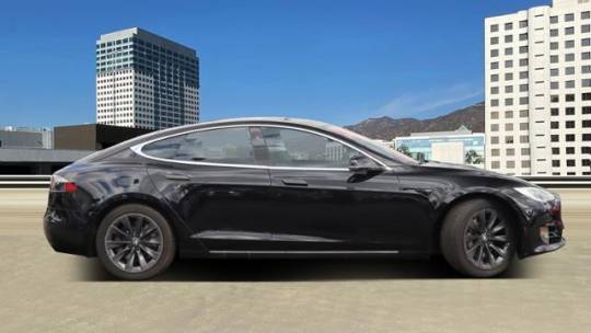2018 Tesla Model S 5YJSA1E2XJF257241
