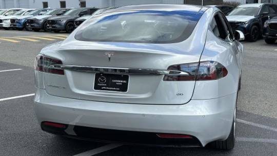 2016 Tesla Model S 5YJSA1E19GF149581