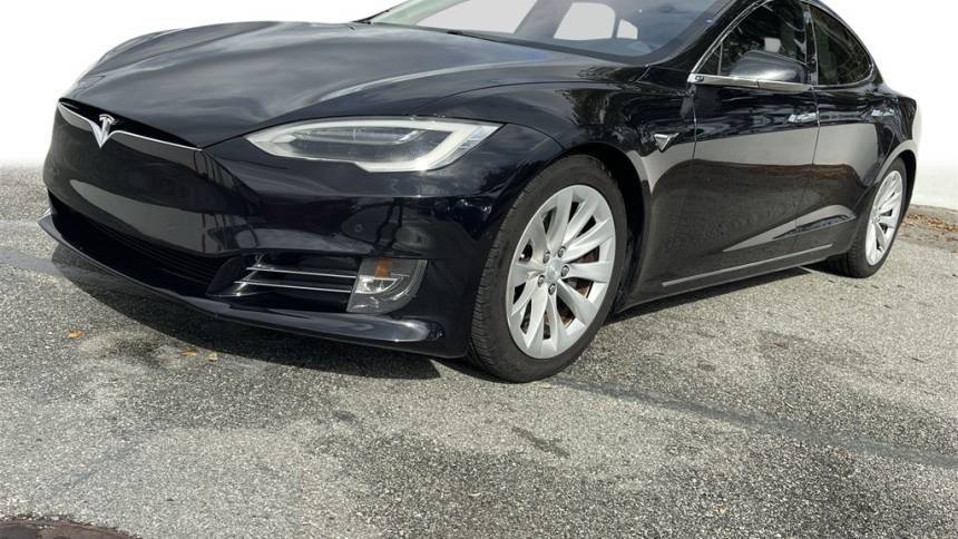 2017 Tesla Model S 5YJSA1E24HF193059