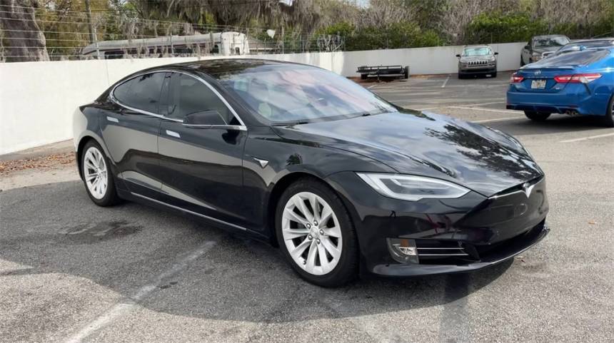 2017 Tesla Model S 5YJSA1E24HF193059
