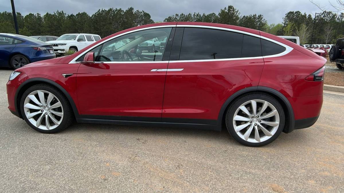 2017 Tesla Model X 5YJXCDE24HF046225