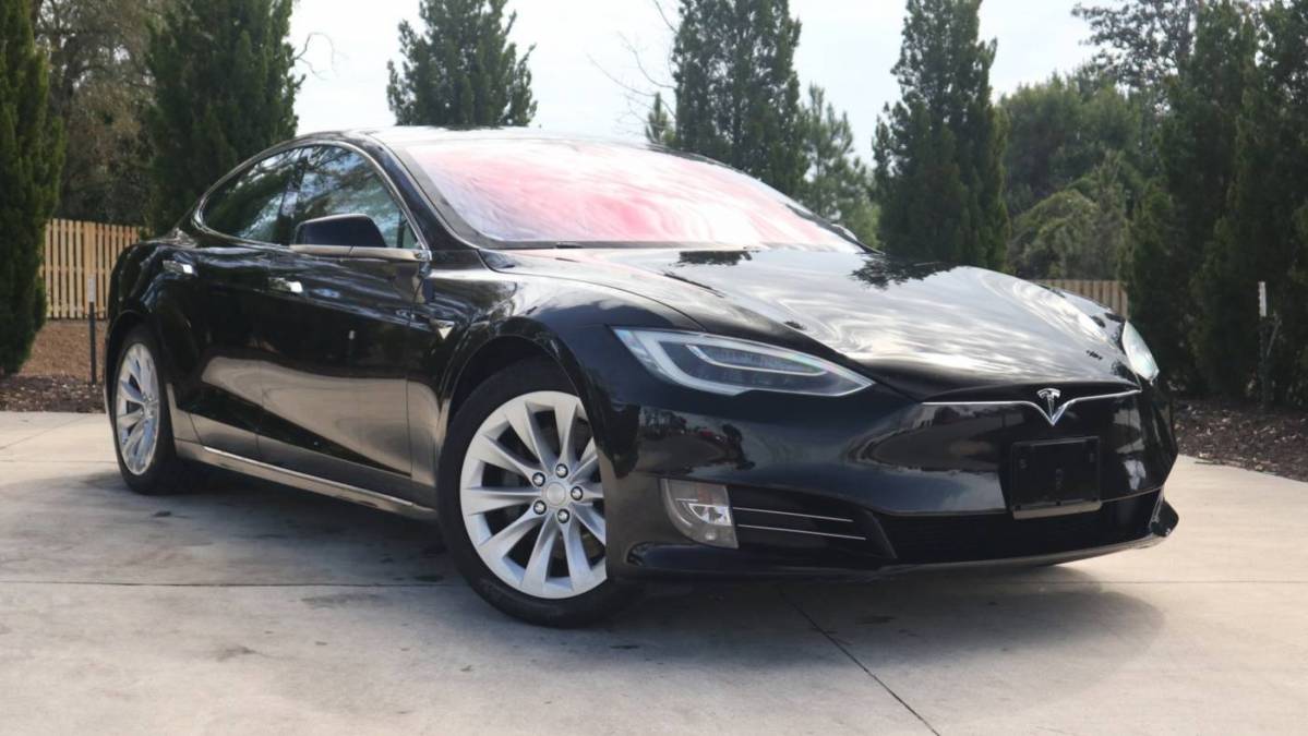 2018 Tesla Model S 5YJSA1E2XJF260298
