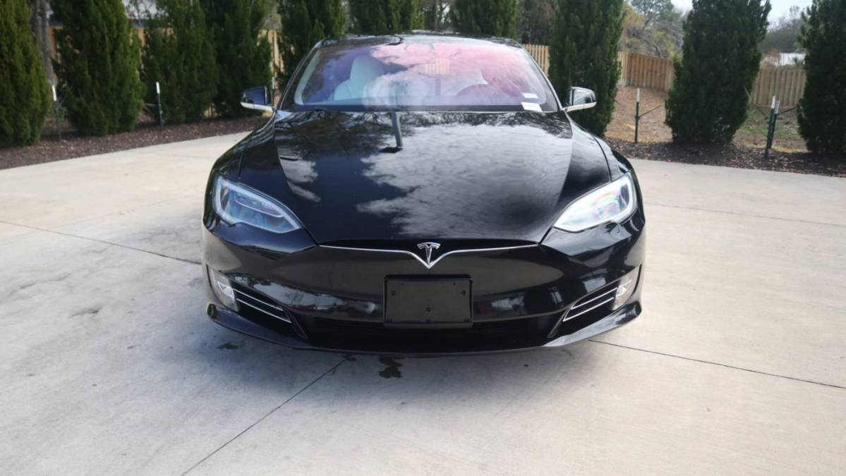 2018 Tesla Model S 5YJSA1E2XJF260298