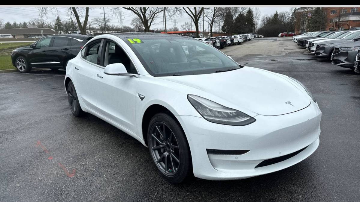 2019 Tesla Model 3 5YJ3E1EA3KF412231