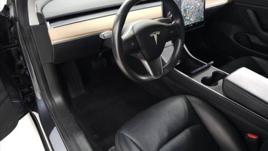 2019 Tesla Model 3 5YJ3E1EB3KF205556