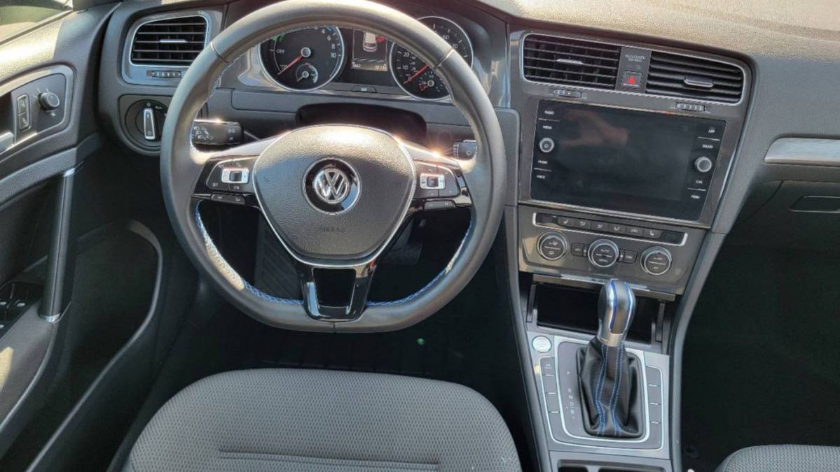 2017 Volkswagen e-Golf WVWKR7AU3HW954467