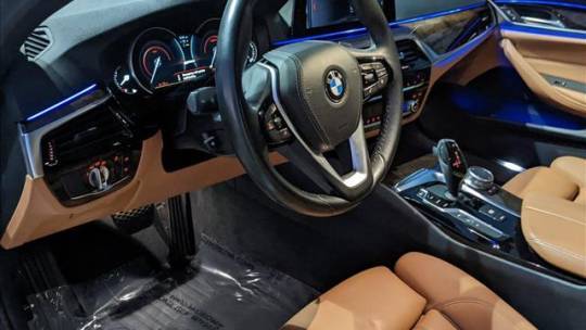 2019 BMW 5 Series WBAJA9C52KB393050