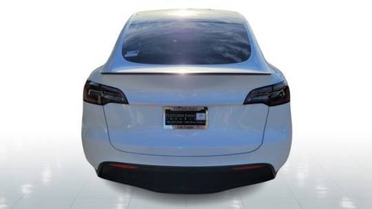 2020 Tesla Model Y 5YJYGDEF6LF023520